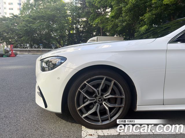 Mercedes-Benz E-Class (W213) E220d 4MATIC AMG Line 2022 — фото 6