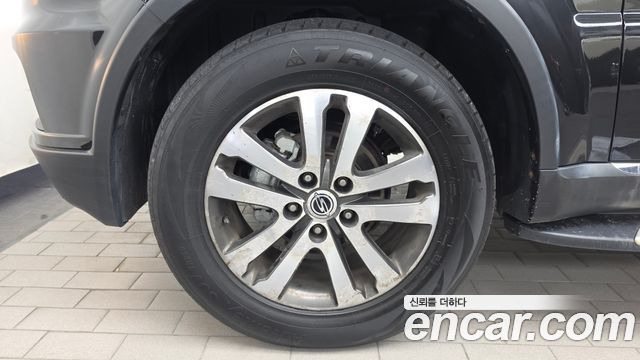KG Mobility (SsangYong) Rexton W 2.0 4WD RX7 Luxury 2013 — фото 5