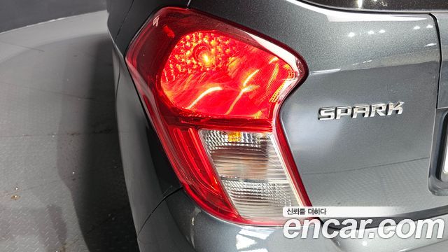 Chevrolet Next Spark Van 2018 — фото 23