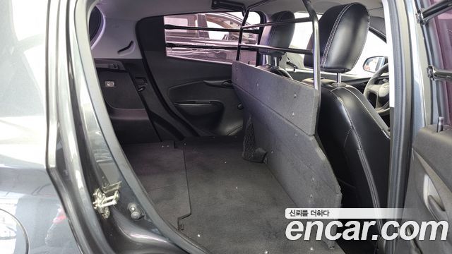 Chevrolet Next Spark Van 2018 — фото 26