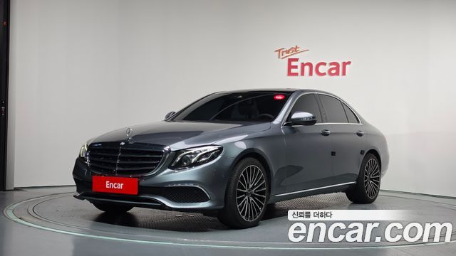 Mercedes-Benz E-Class (W213) E300 Exclusive