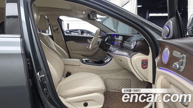 Mercedes-Benz E-Class (W213) E300 Exclusive 2017 — фото 11