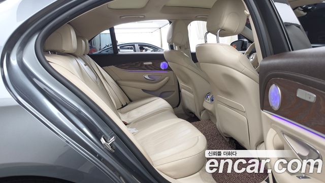 Mercedes-Benz E-Class (W213) E300 Exclusive 2017 — фото 12