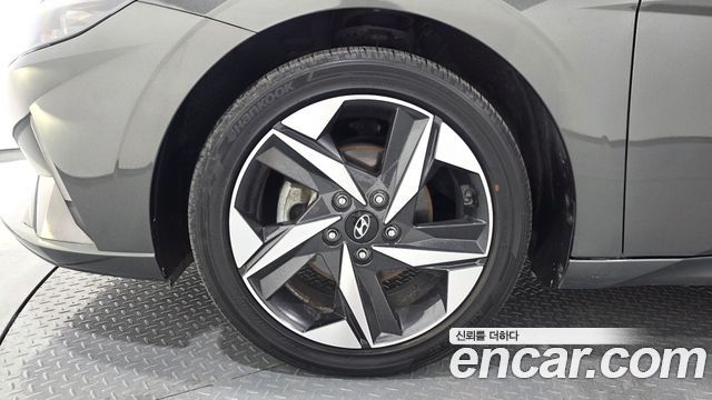 Hyundai Avante (CN7) 1.6 Inspiration 2023 — фото 5