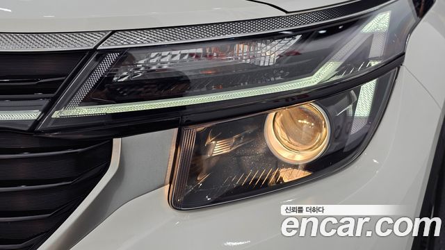 Kia Seltos Gasoline 2.0 2WD Prestige 2024 — фото 28