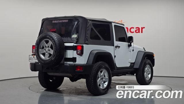 Jeep Wrangler (JK) 3.6 Sport 2Door 2017 — фото 2
