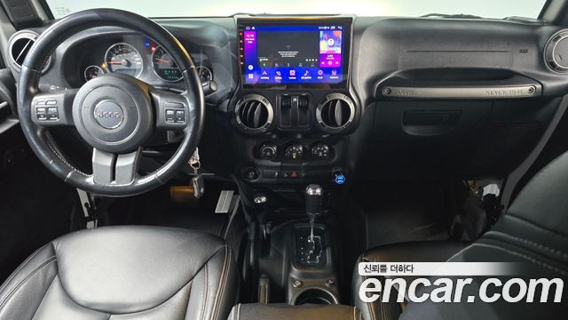 Jeep Wrangler (JK) 3.6 Sport 2Door 2017 — фото 7