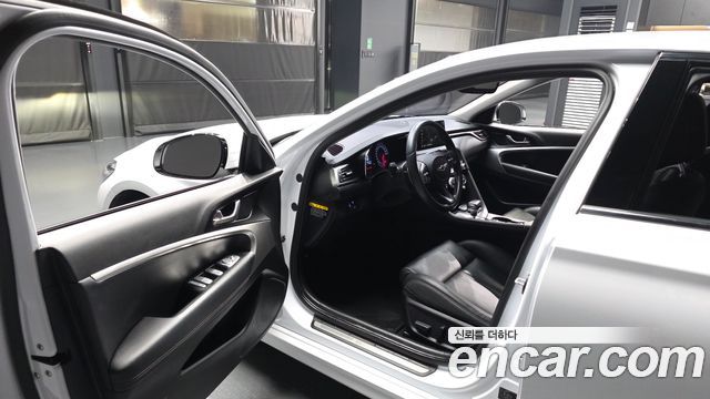 Genesis G70 2.0T Advanced 2019 — фото 10