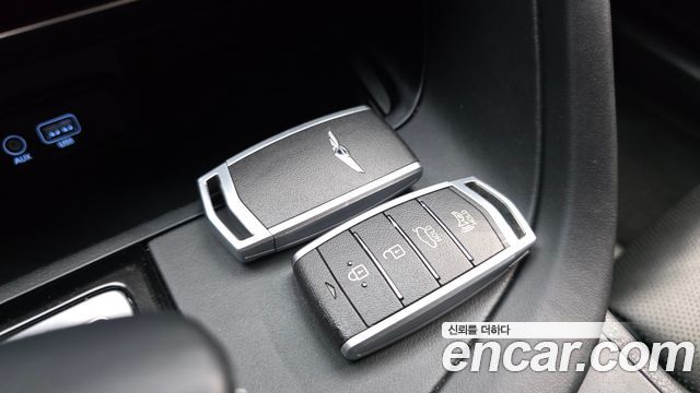 Genesis G70 2.0T Advanced 2019 — фото 19