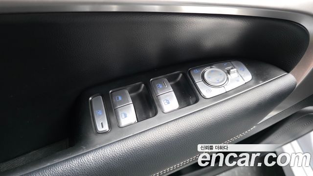 Genesis G70 2.0T Advanced 2019 — фото 29