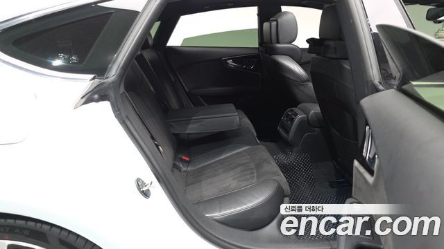Audi A7 40 TFSI Quattro Sport 4G 2016 — фото 11