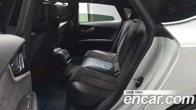 Audi A7 40 TFSI Quattro Sport 4G 2016 — фото 12