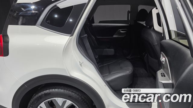 Kia Niro Plus Air 2024 — фото 12