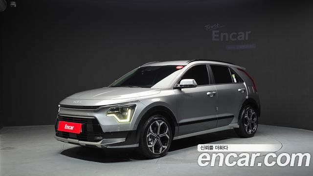 Kia Niro Signature 2024 — фото 1