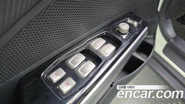 KG Mobility (SsangYong) Tivoli Armor Gear Plus 2WD 2019 — фото 19