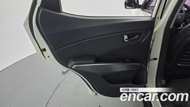 KG Mobility (SsangYong) Tivoli Armor Gear Plus 2WD 2019 — фото 25