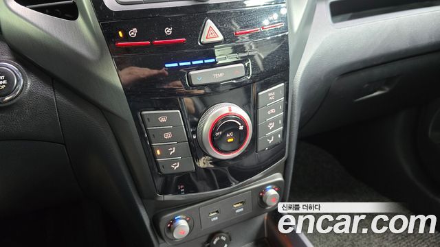 KG Mobility (SsangYong) Tivoli Armor Gear Plus 2WD 2019 — фото 28