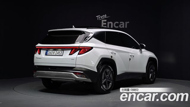Hyundai Tucson (NX4) Gasoline 1.6 Turbo 4WD Inspiration 2024 — фото 2