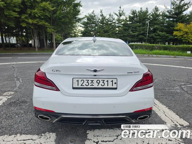 Genesis G70 3.3T Sport AWD Prestige 2020 — фото 4