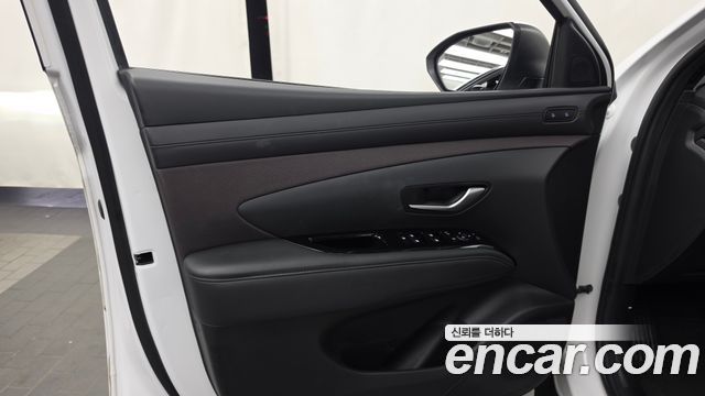 Hyundai Tucson (NX4) Gasoline 1.6 Turbo 4WD Inspiration 2024 — фото 24