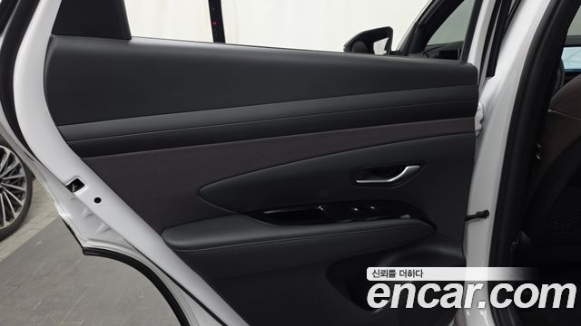 Hyundai Tucson (NX4) Gasoline 1.6 Turbo 4WD Inspiration 2024 — фото 25