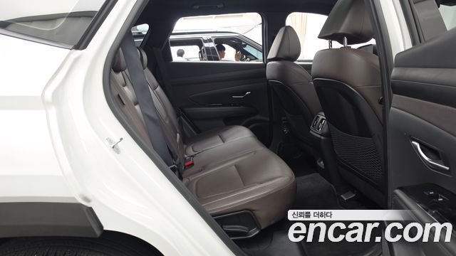Hyundai Tucson (NX4) Gasoline 1.6 Turbo 4WD Inspiration 2024 — фото 35