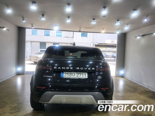 Land Rover Range Rover Evoque (II) P250 SE 2021 — фото 4