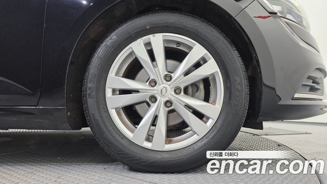 Renault Korea SM6 2.0 GDe SE 2016 — фото 21
