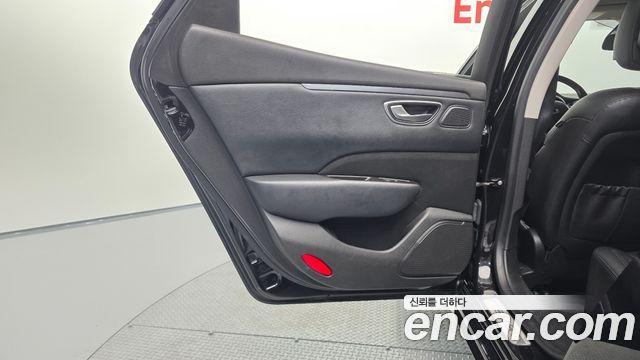 Renault Korea SM6 2.0 GDe SE 2016 — фото 25