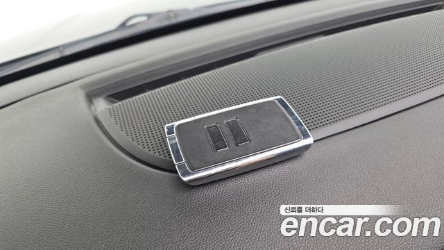 Renault Korea SM6 2.0 GDe SE 2016 — фото 38