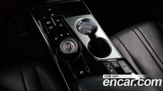 Kia K8 2.5 Gasoline 2WD Noblesse 2023 — фото 9