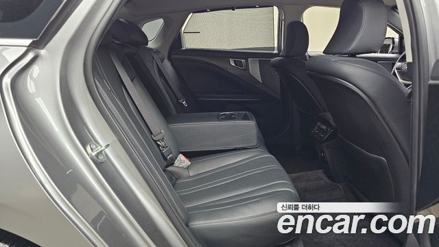 Kia K8 2.5 Gasoline 2WD Noblesse 2023 — фото 26