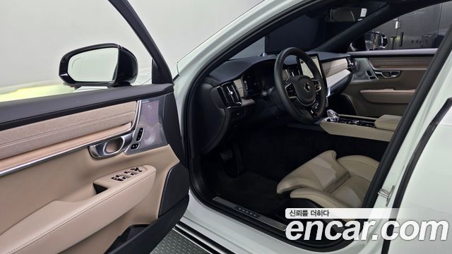 Volvo S90 B5 Ultra Dark 2026 — фото 10