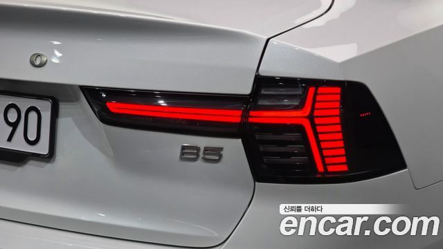 Volvo S90 B5 Ultra Dark 2026 — фото 29