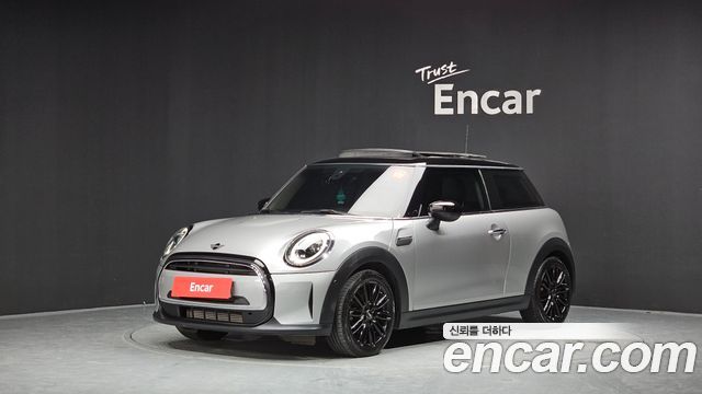 MINI Cooper Classic Plus 3rd 2024 — фото 1