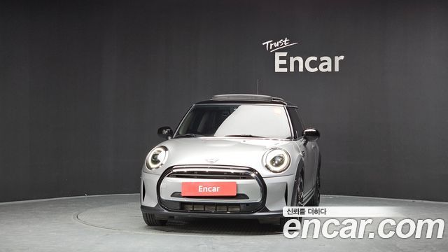 MINI Cooper Classic Plus 3rd 2024 — фото 3