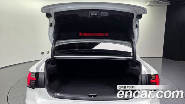 Volvo S90 B5 Ultra Bright 2026 — фото 24