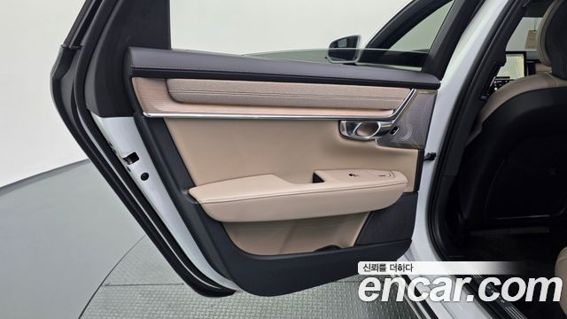 Volvo S90 B5 Ultra Bright 2026 — фото 31