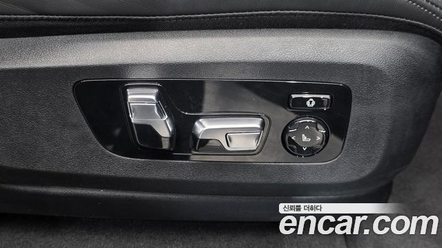 BMW X6 (G06) xDrive40i M Sport 2026 — фото 36