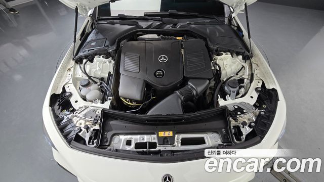 Mercedes-Benz CLE-Class (C236) CLE200 Cabriolet 2025 — фото 6