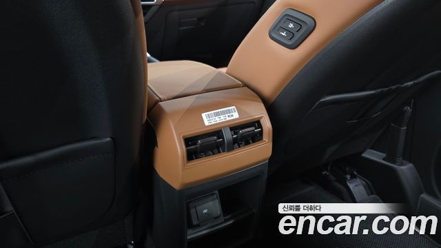 KG Mobility (SsangYong) Torres Gasoline 1.5 4WD T7 2025 — фото 34