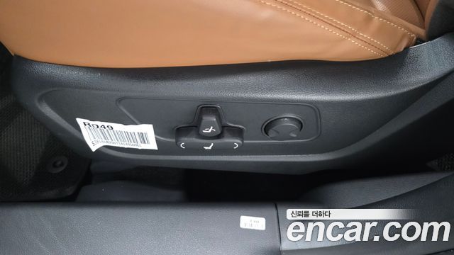 KG Mobility (SsangYong) Torres Gasoline 1.5 4WD T7 2025 — фото 35