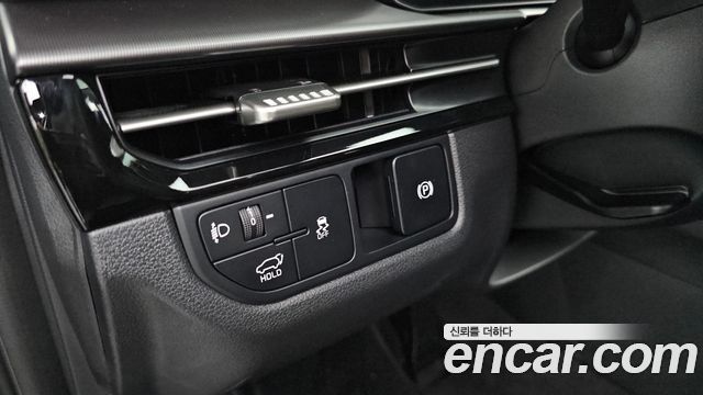 Kia Sportage (V) Gasoline 1.6 Turbo 2WD Noblesse 2026 — фото 18