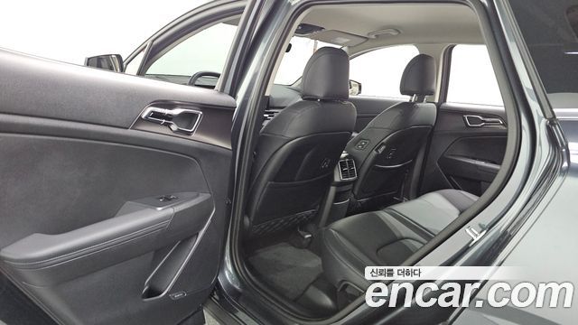 Kia Sportage (V) Gasoline 1.6 Turbo 2WD Noblesse 2026 — фото 26