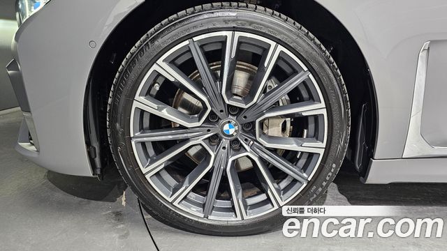 BMW 7 Series (G11) 730d xDrive M Sport 2022 — фото 5