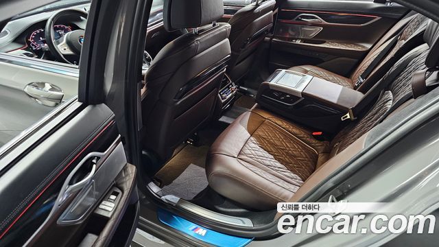 BMW 7 Series (G11) 730d xDrive M Sport 2022 — фото 12
