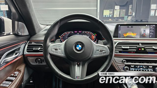 BMW 7 Series (G11) 730d xDrive M Sport 2022 — фото 13