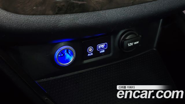 Hyundai Grand Starex Urban 9-Seater Exclusive 2019 — фото 13