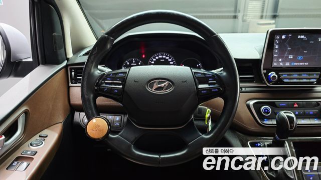 Hyundai Grand Starex Urban 9-Seater Exclusive 2019 — фото 16
