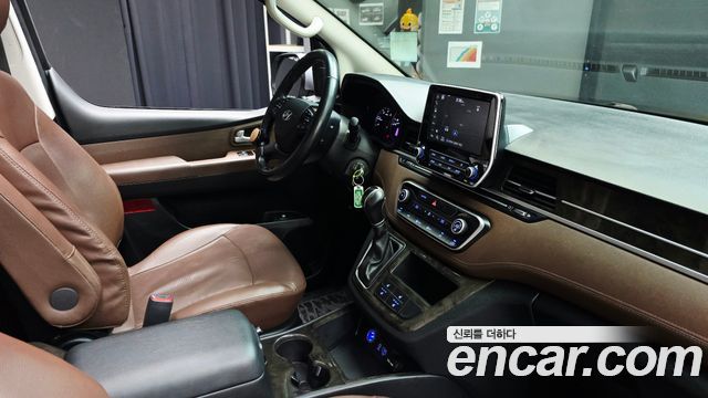 Hyundai Grand Starex Urban 9-Seater Exclusive 2019 — фото 19